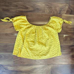 Universal Thread Off Shoulder Gold Blouse size XL
